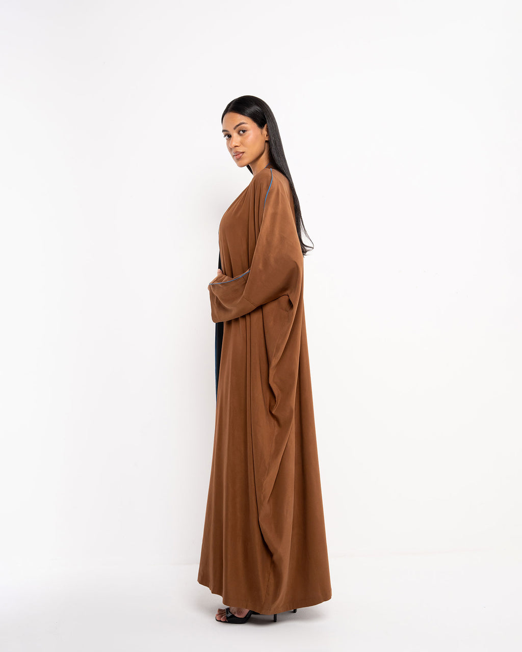 Mira – Washed Silk Bisht Kaftan Abaya