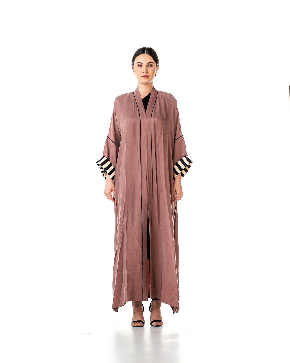 Harmony 2.0 – Washed Silk Abaya