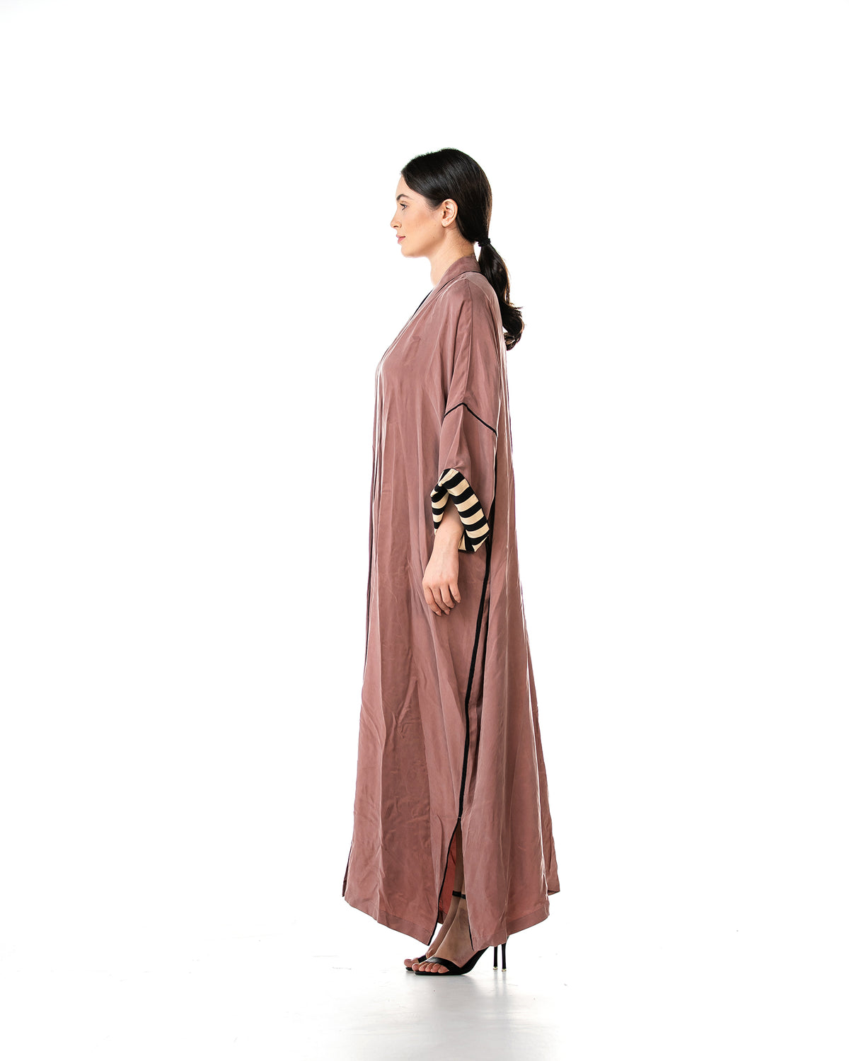 Harmony 2.0 – Washed Silk Abaya