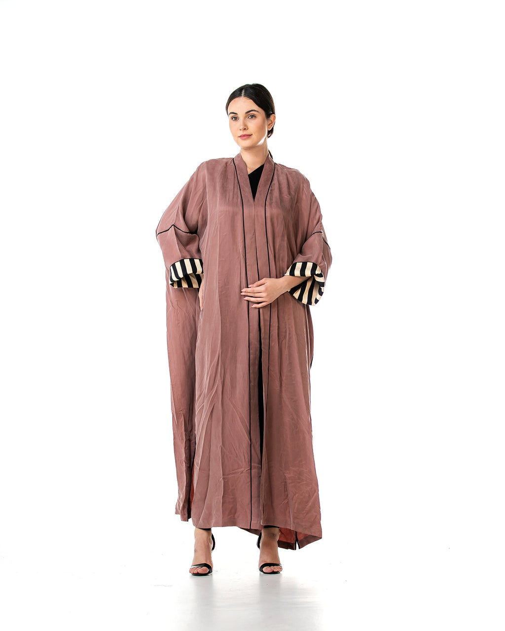 Harmony 2.0 – Washed Silk Abaya