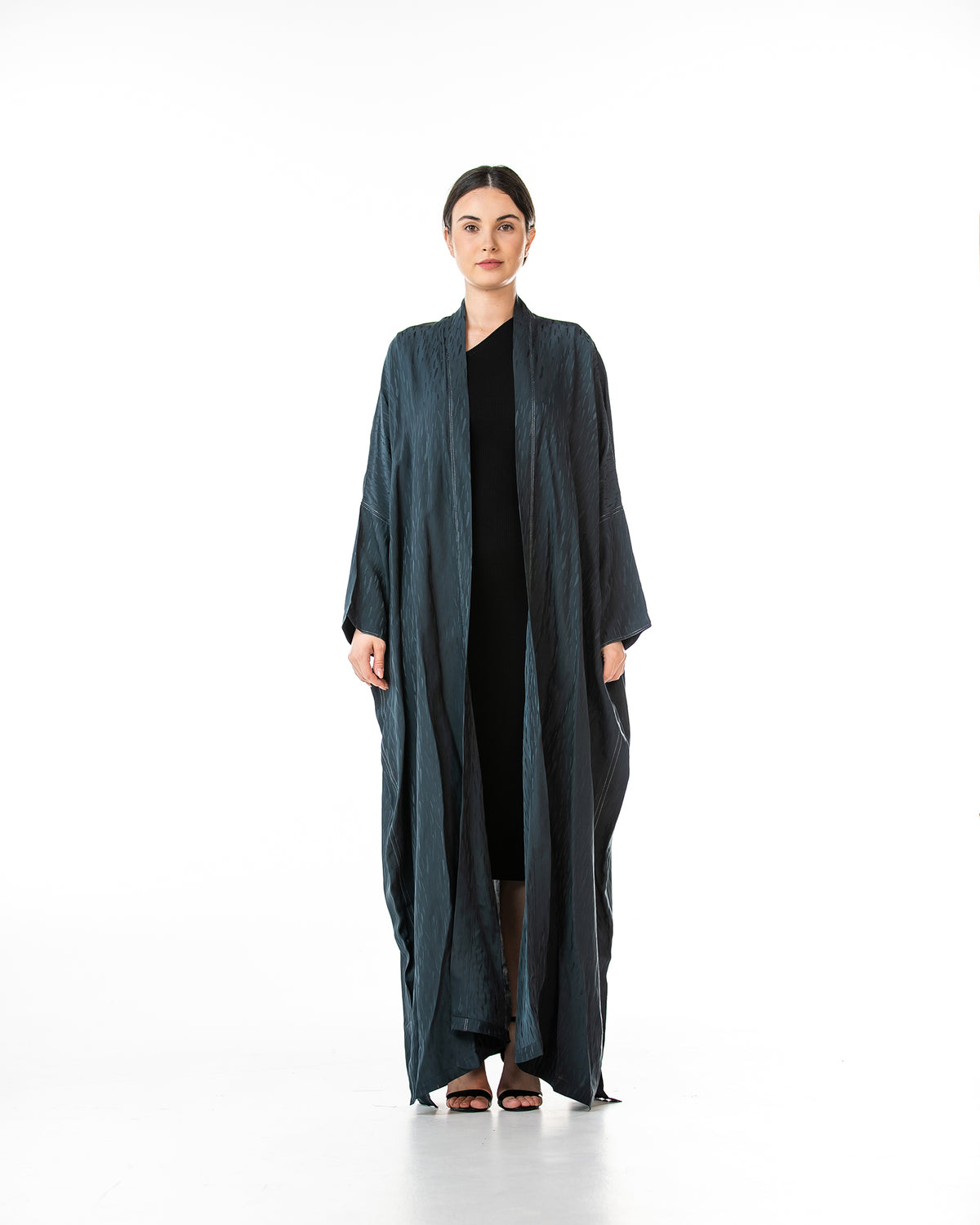 Copper 2.0 – Woven Viscose Linen Bisht Abaya