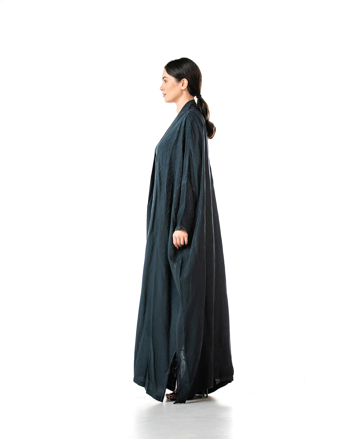 Copper 2.0 – Woven Viscose Linen Bisht Abaya