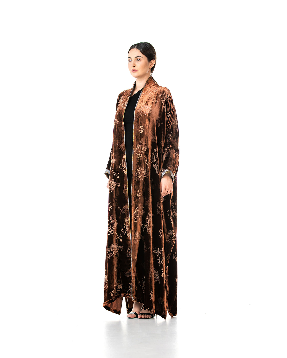 Latte – Printed Velvet Bisht Abaya