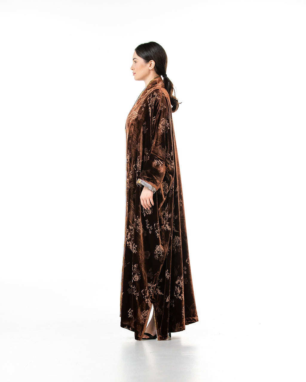 Latte – Printed Velvet Bisht Abaya