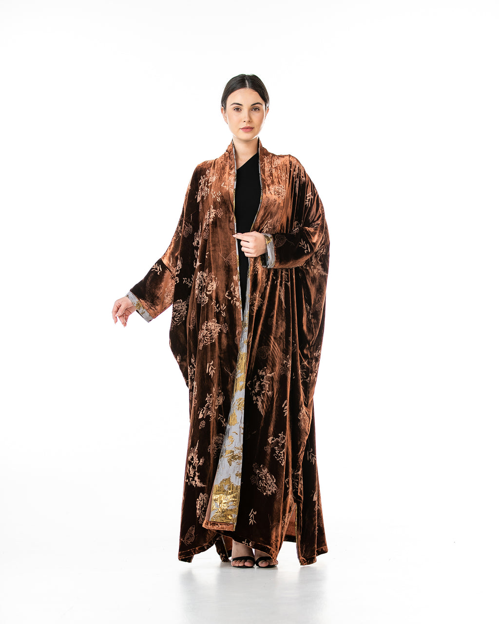 Latte – Printed Velvet Bisht Abaya