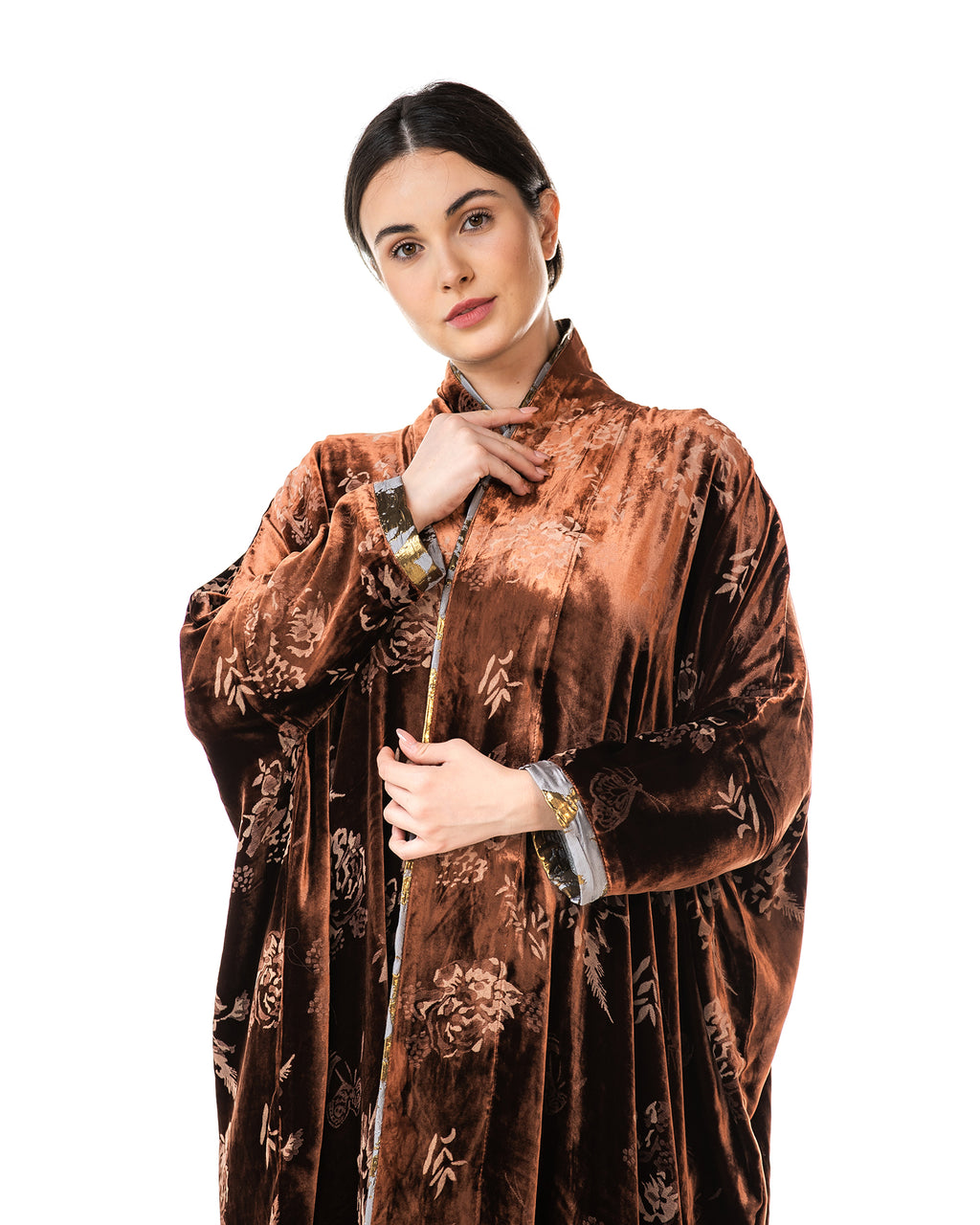 Latte – Printed Velvet Bisht Abaya