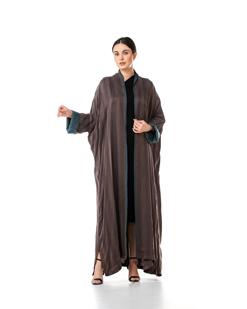 Melody 2.0 – Textured Washed Silk Kaftan Abaya
