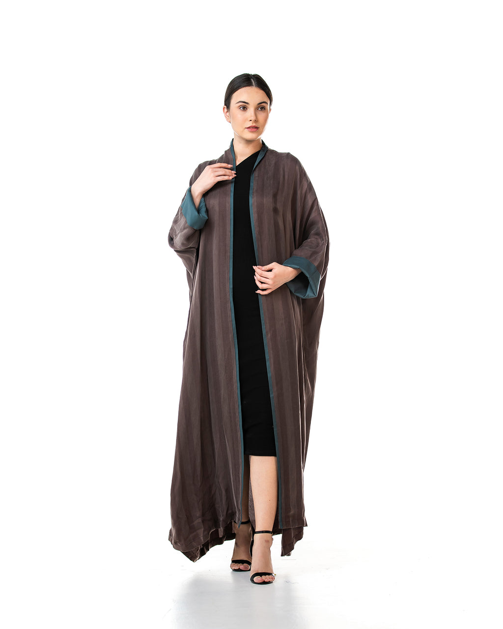 Melody 2.0 – Textured Washed Silk Kaftan Abaya