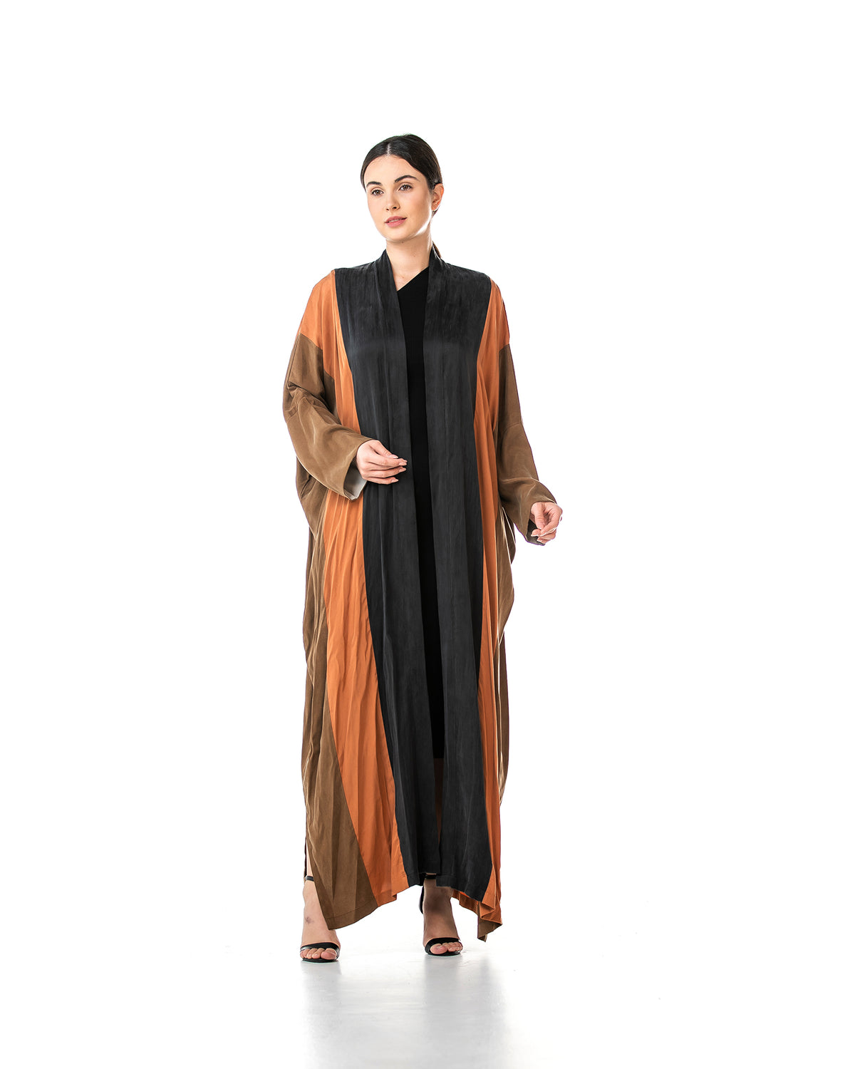 Eclipse 2.0 – Colorblock Washed Silk Bisht Abaya