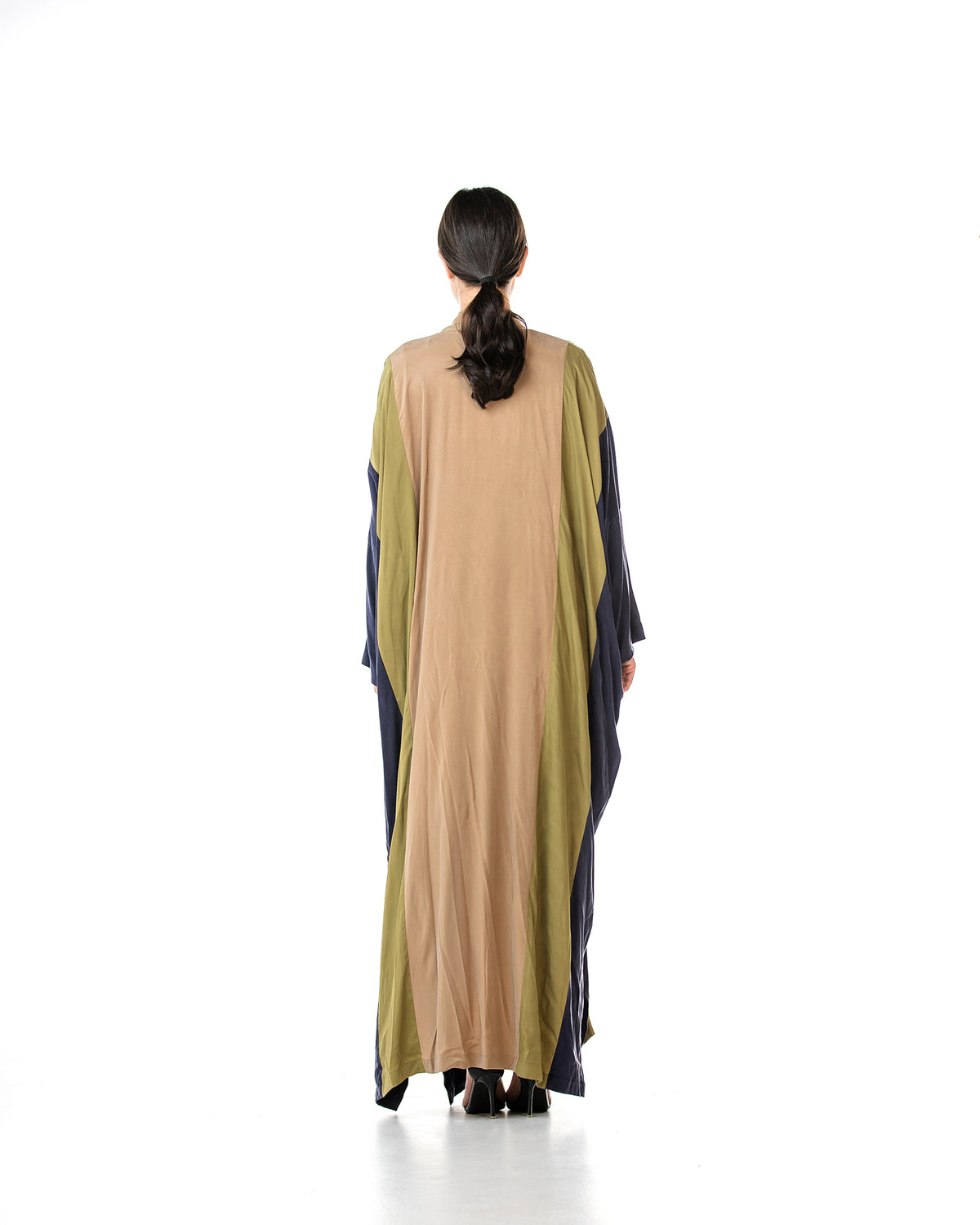 Eclipse 2.0 – Colorblock Washed Silk Bisht Abaya