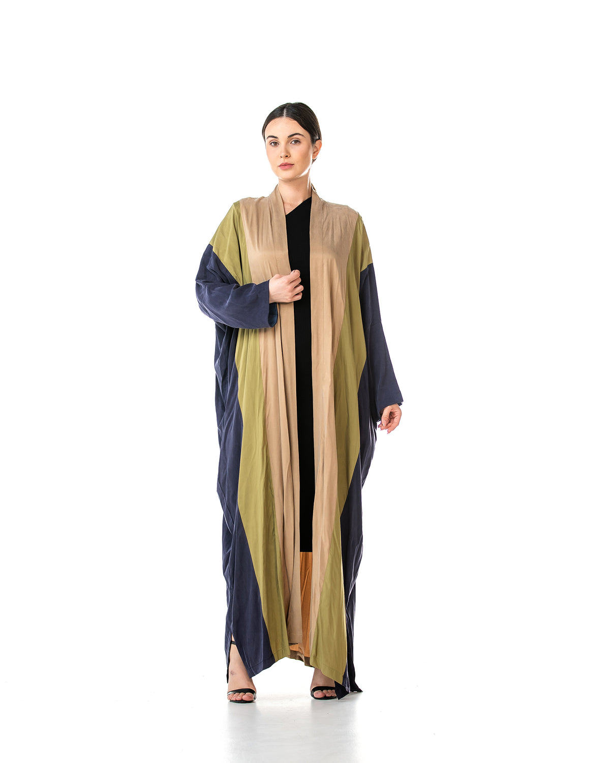 Eclipse 2.0 – Colorblock Washed Silk Bisht Abaya