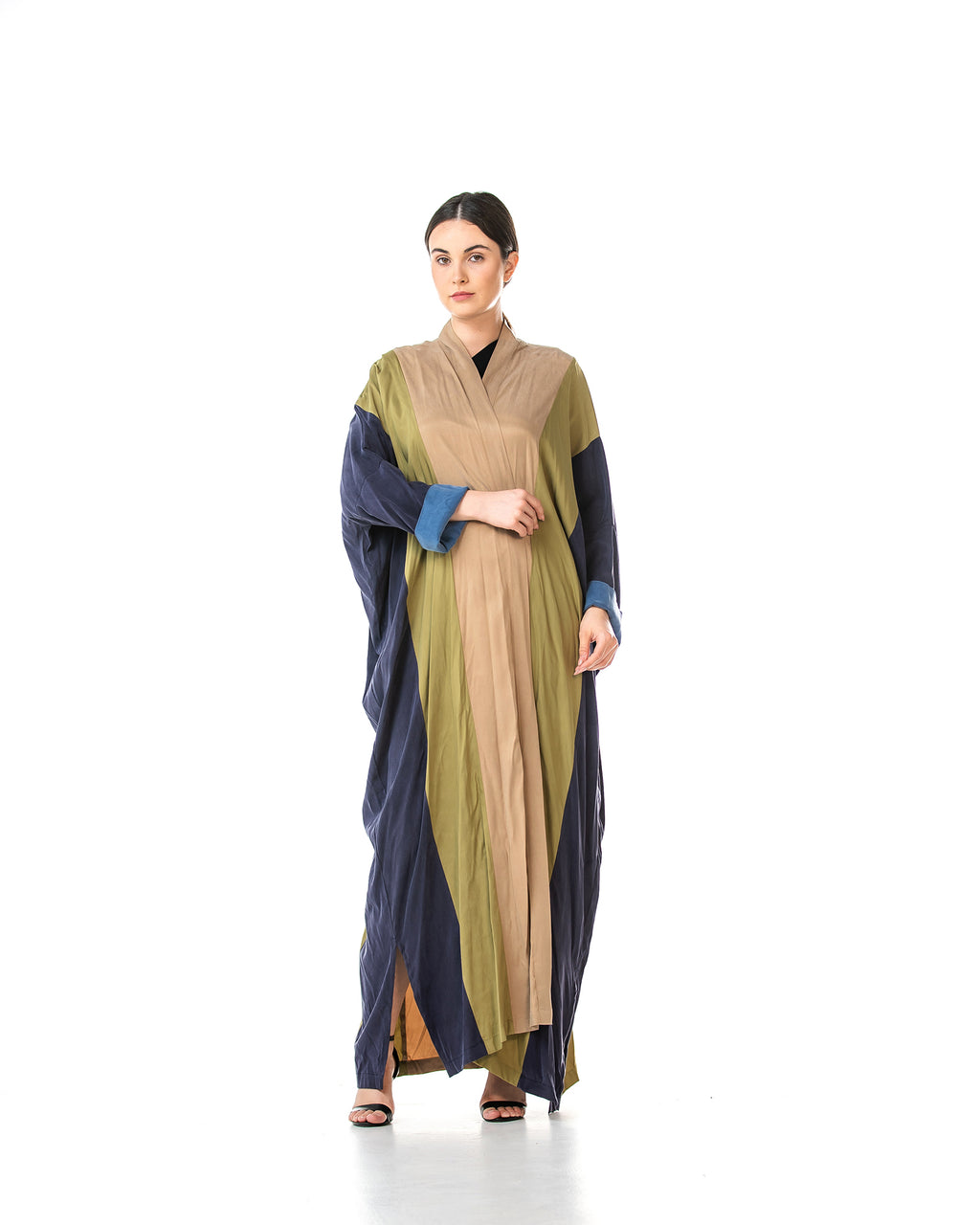 Eclipse 2.0 – Colorblock Washed Silk Bisht Abaya