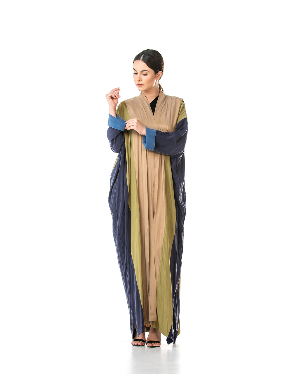 Eclipse 2.0 – Colorblock Washed Silk Bisht Abaya