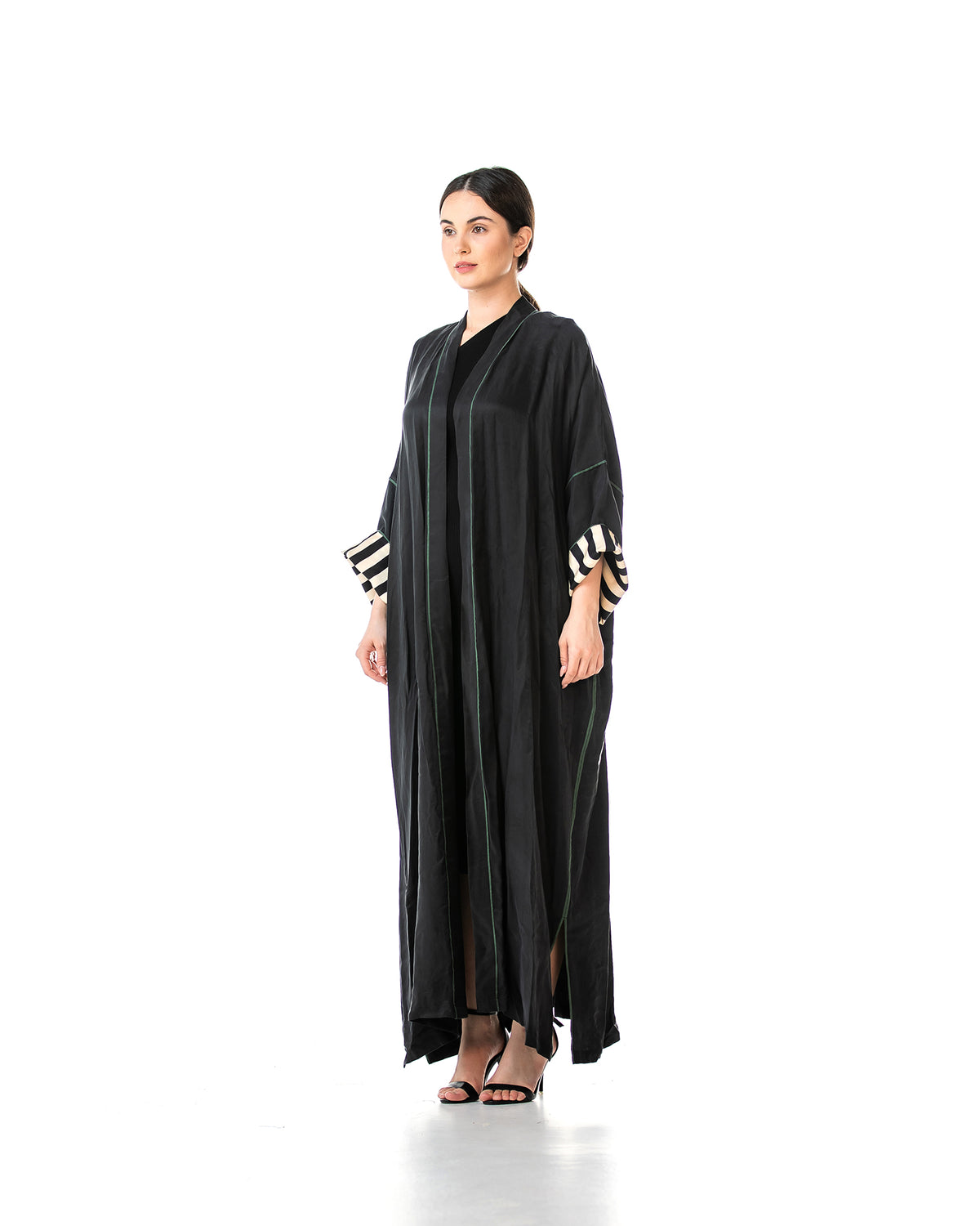 Harmony 2.0 – Washed Silk Abaya