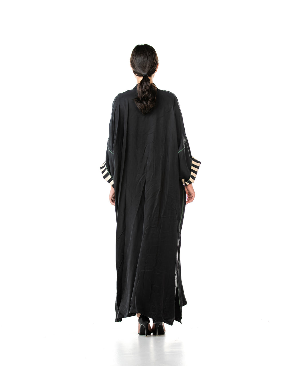 Harmony 2.0 – Washed Silk Abaya