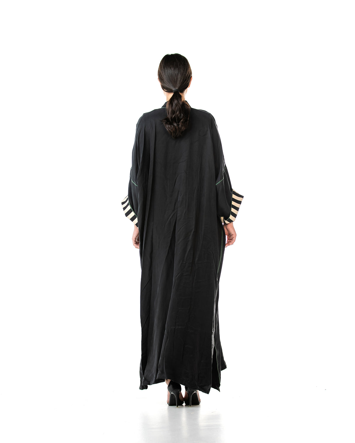 Harmony 2.0 – Washed Silk Abaya