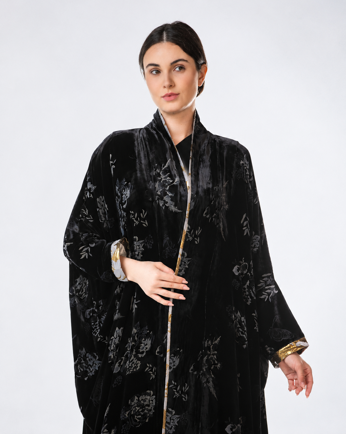 Latte – Printed Velvet Bisht Abaya
