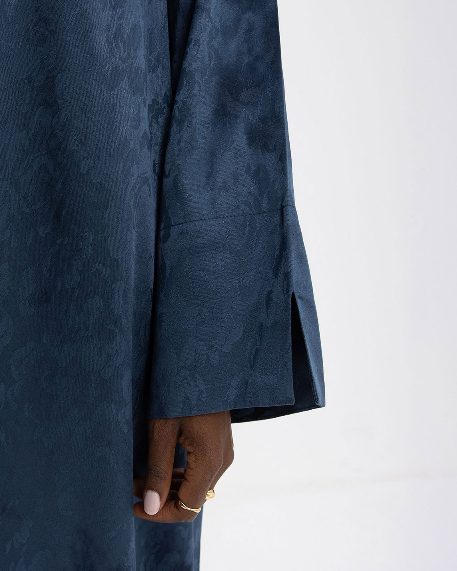 Nova Lux - Self Print Viscose Linen Abaya