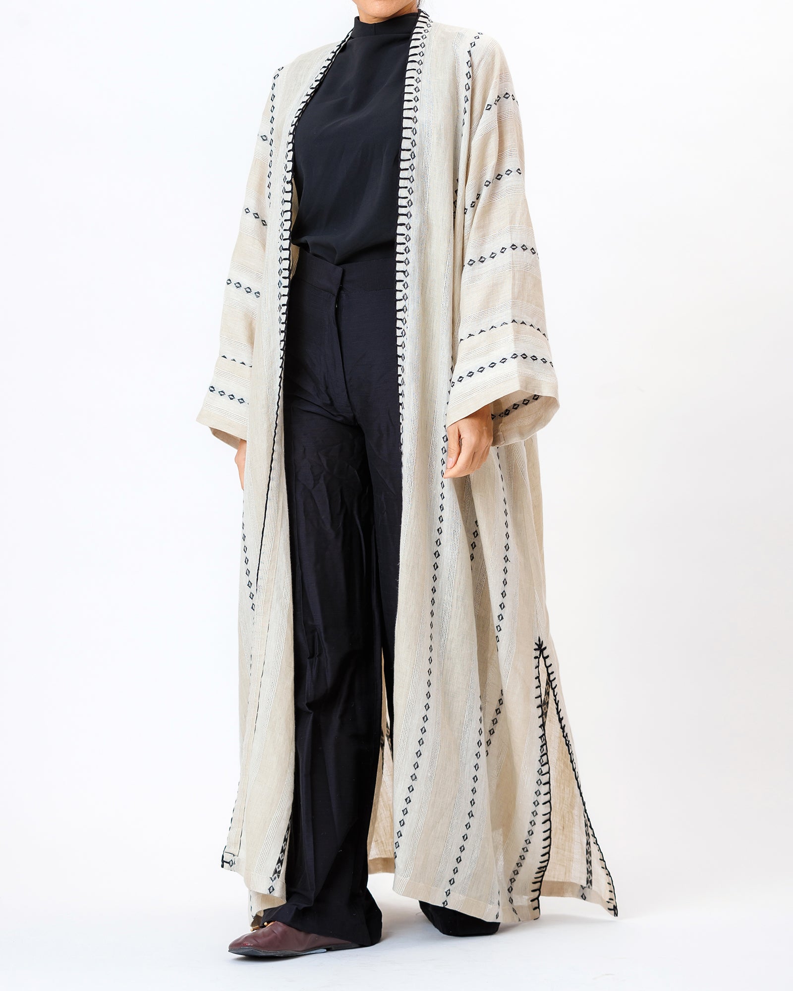 Georgia 2.0 – Needlework Woven Linen Kaftan