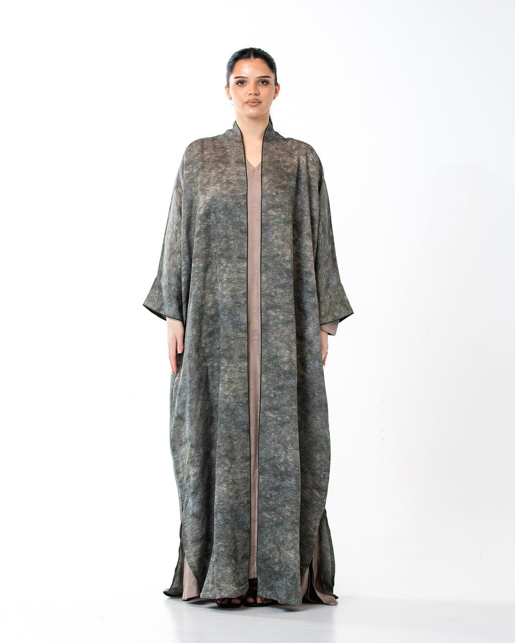 Kashmir 2.0 – Crinkle Viscose Bisht Abaya