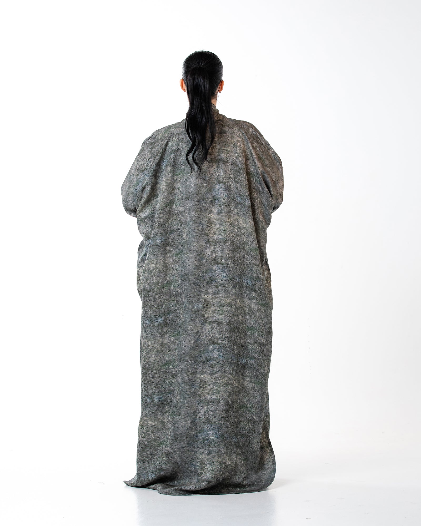 Kashmir 2.0 – Crinkle Viscose Bisht Abaya