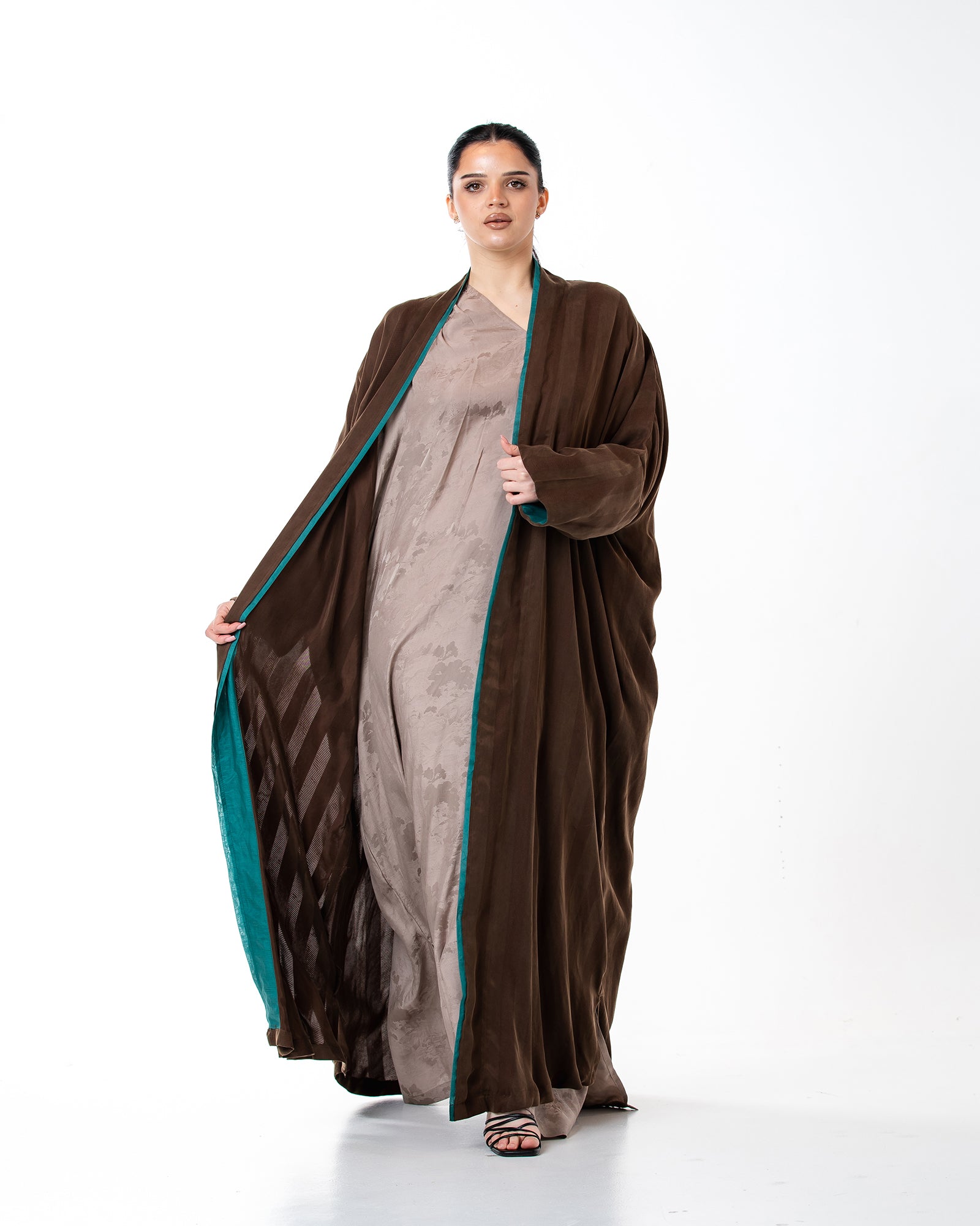 Melody 2.0 – Textured Washed Silk Kaftan Abaya
