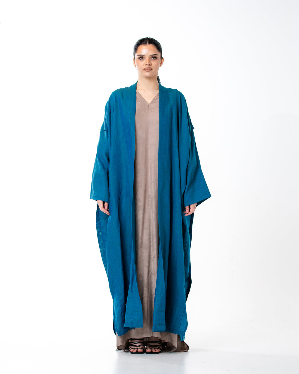  New Blush – Bisht Linen Pleated Abaya
