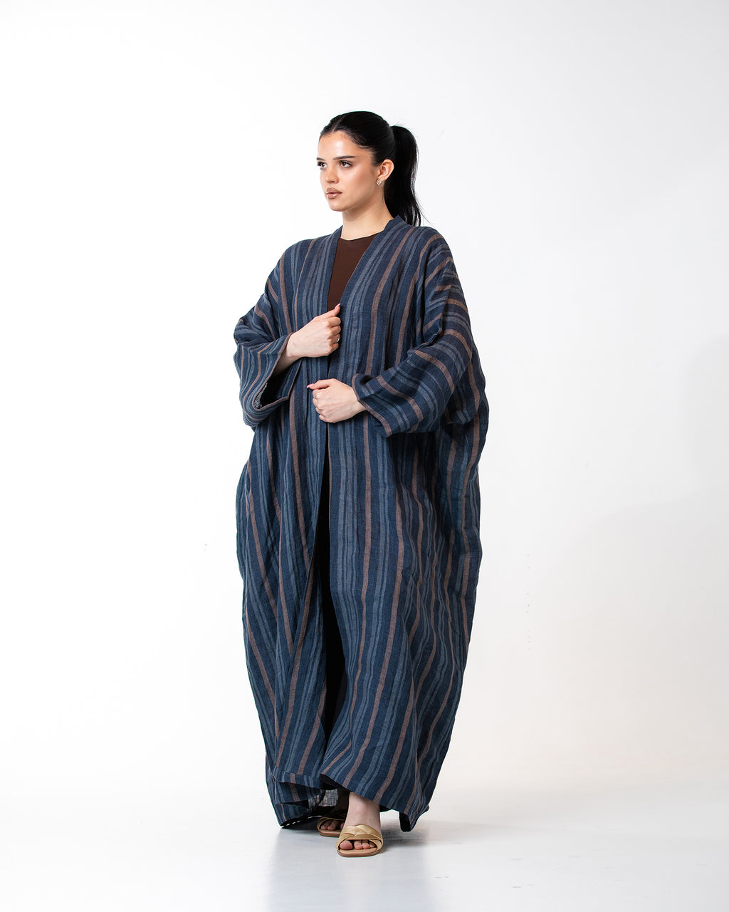 Antalya Striped – Woven Linen Kaftan Abaya