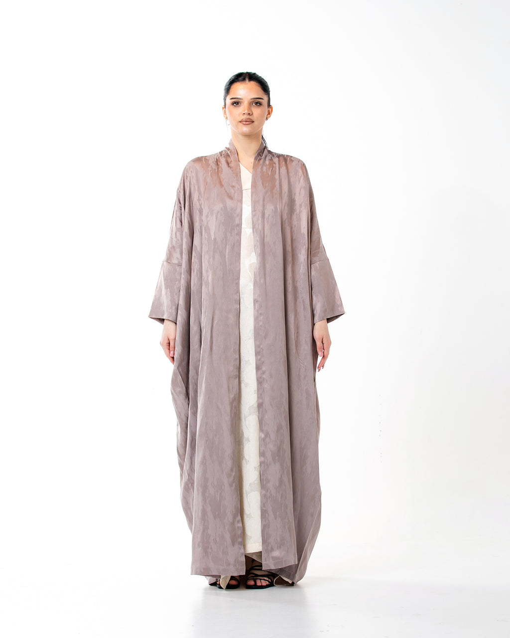 Allure 3.0 – Printed Washed Silk Bisht Abaya