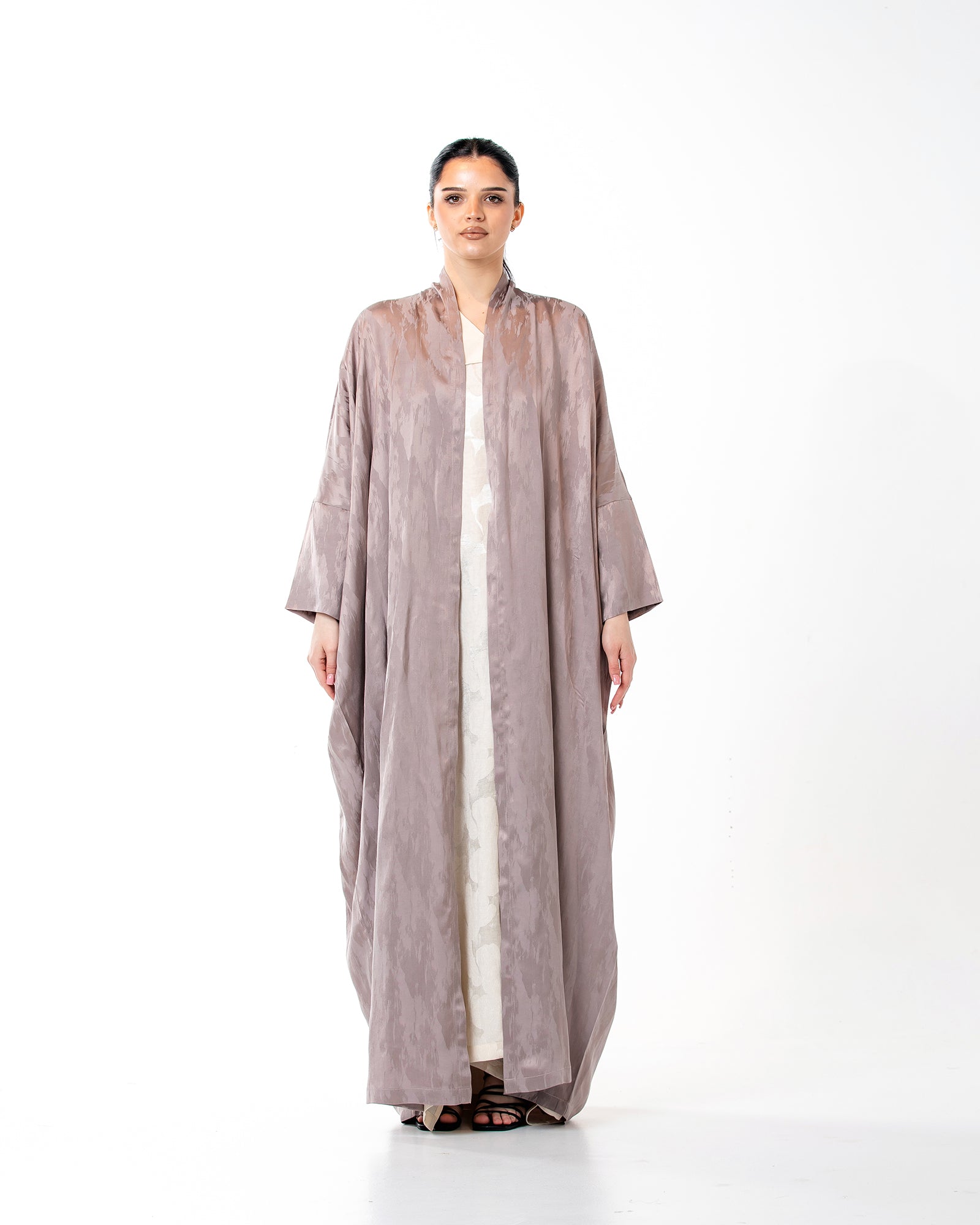 Allure 3.0 – Printed Washed Silk Bisht Abaya