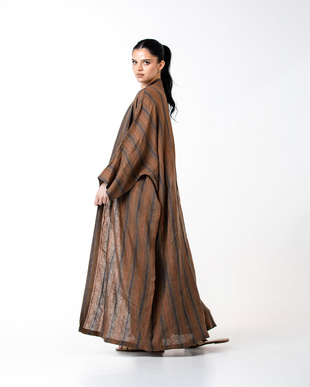 Antalya Striped – Woven Linen Kaftan Abaya