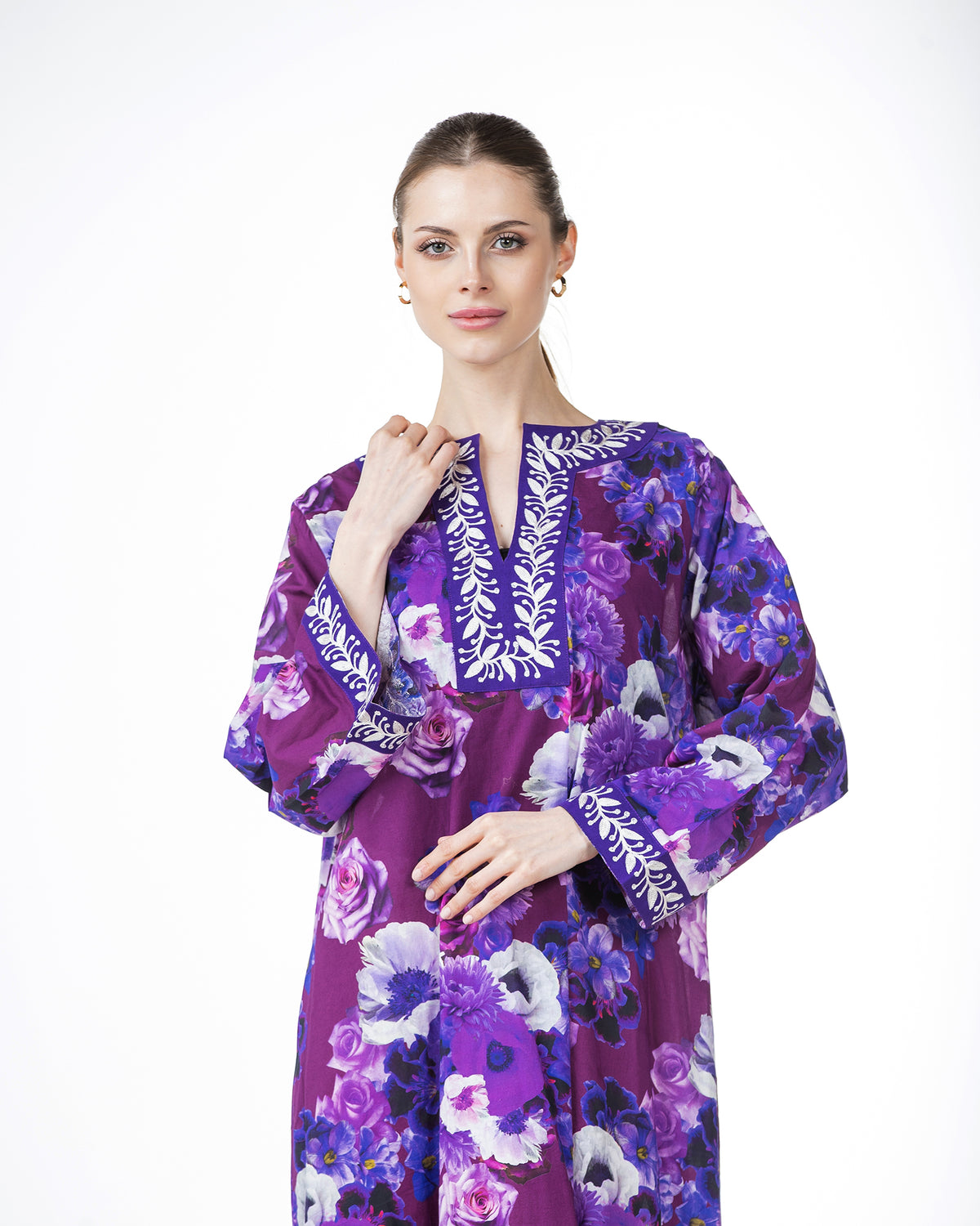  Marwa – Printed Cotton Embroidered Dress