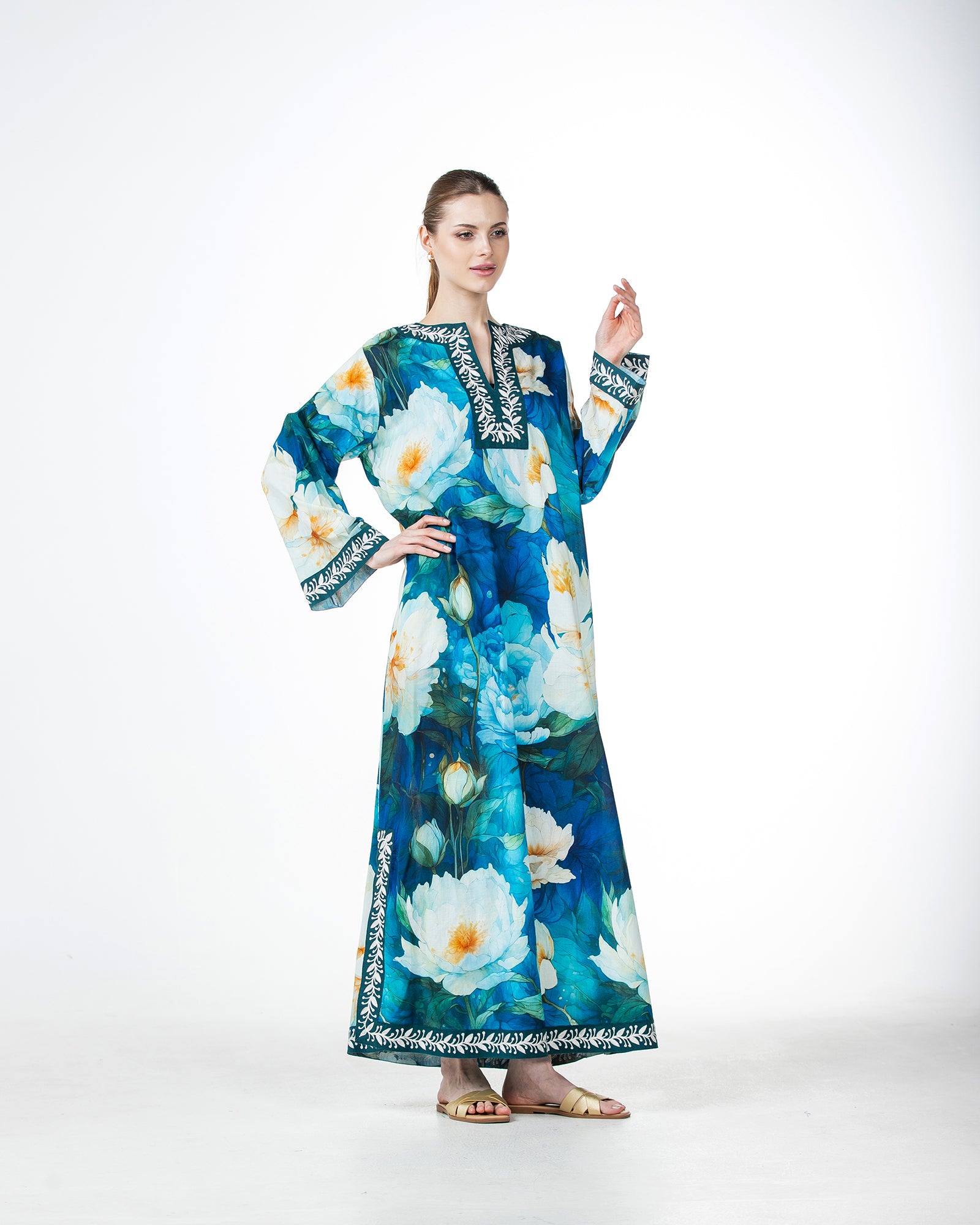  Marwa – Printed Cotton Embroidered Dress