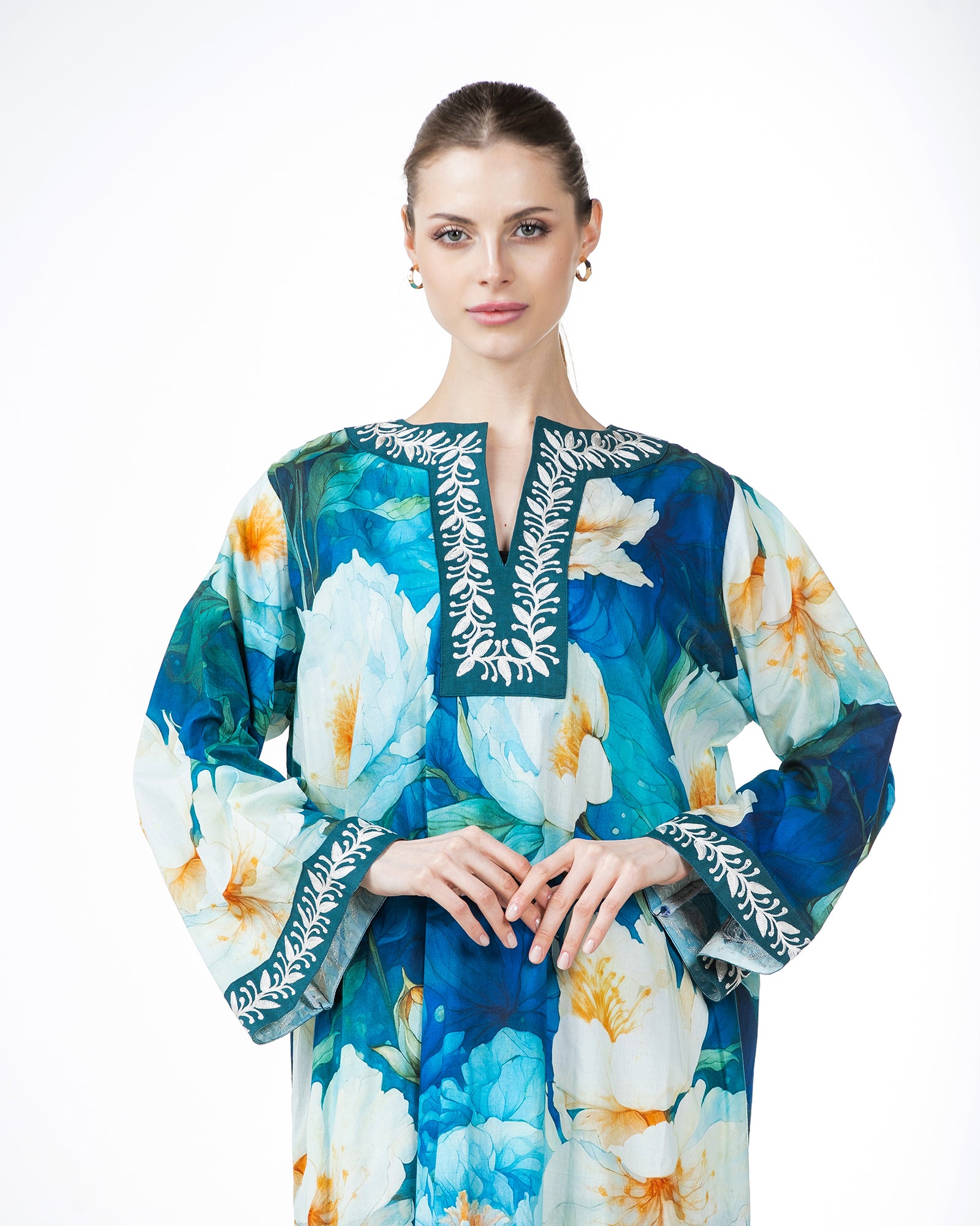 Marwa – Printed Cotton Embroidered Dress
