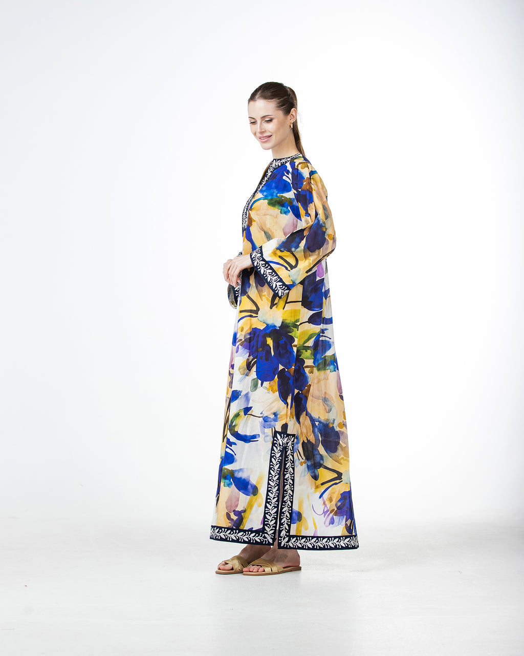  Marwa – Printed Cotton Embroidered Dress