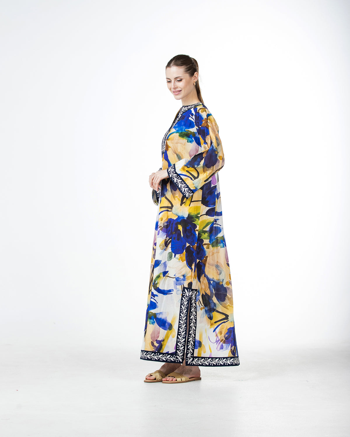  Marwa – Printed Cotton Embroidered Dress
