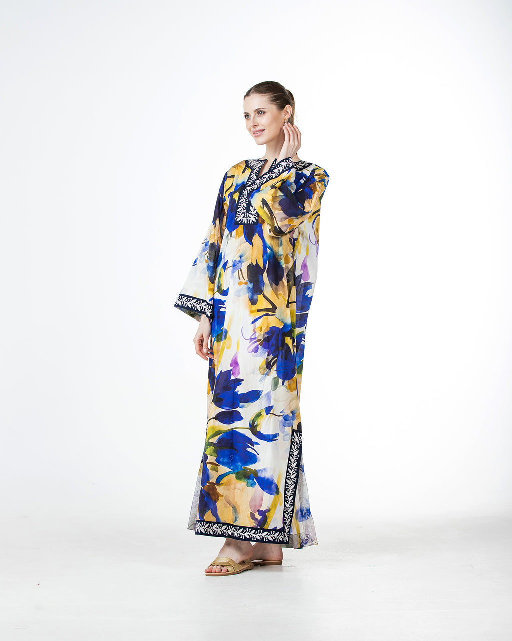  Marwa – Printed Cotton Embroidered Dress