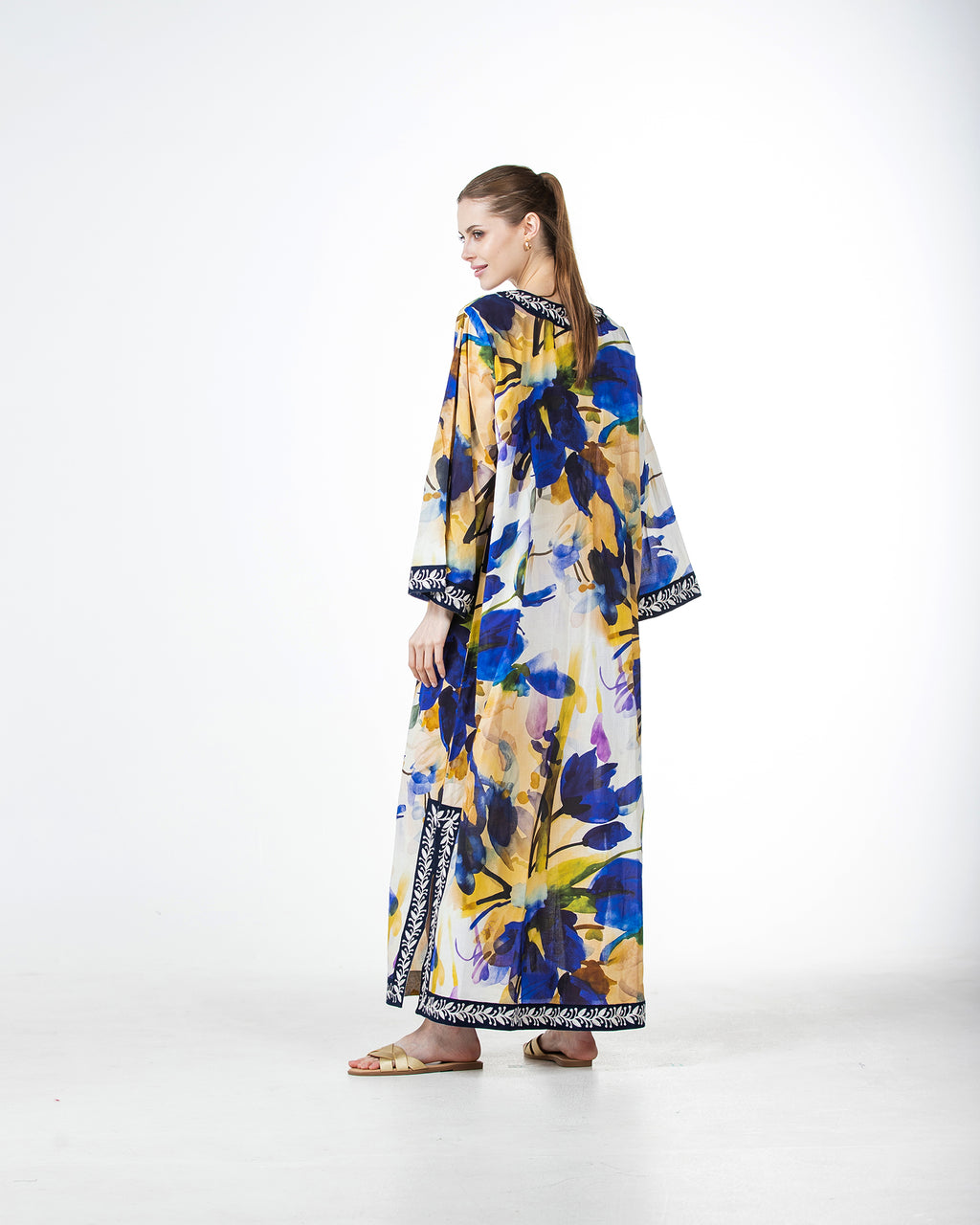  Marwa – Printed Cotton Embroidered Dress