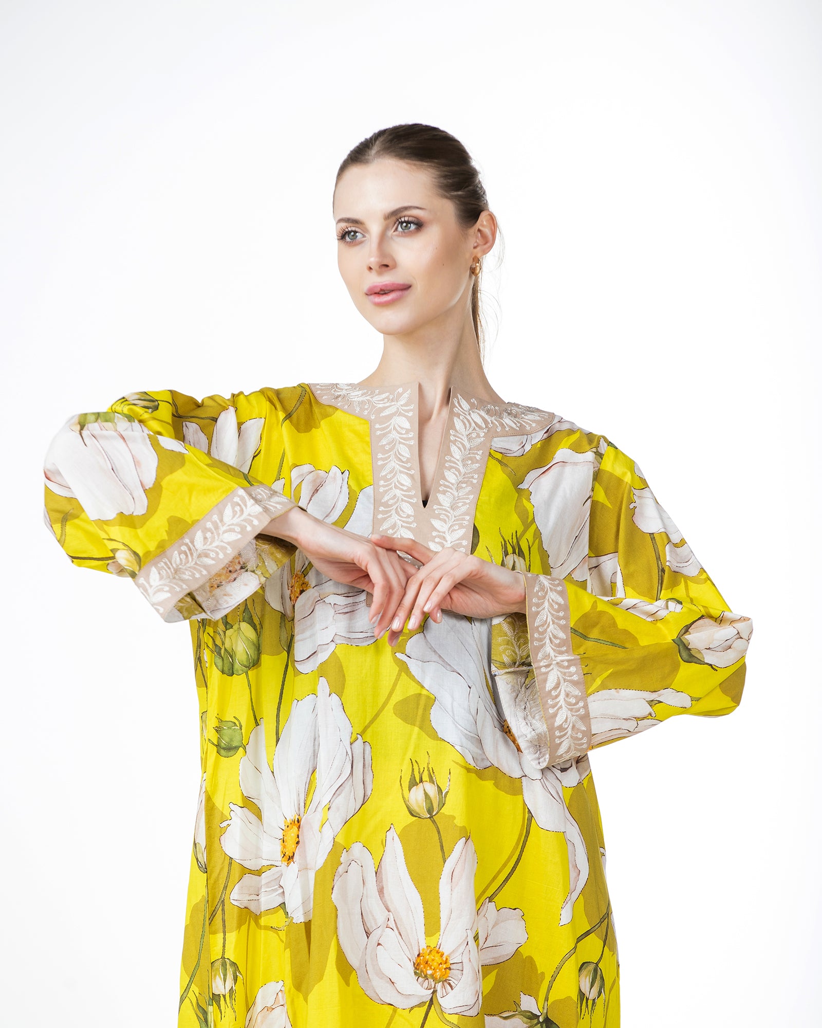 Marwa – Printed Cotton Embroidered Dress