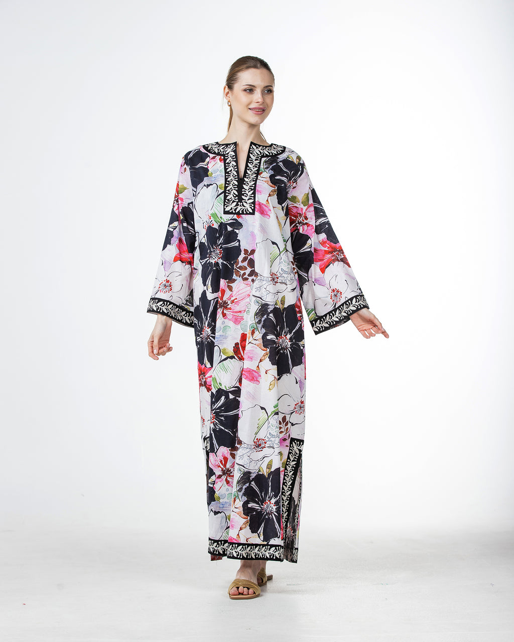  Marwa – Printed Cotton Embroidered Dress