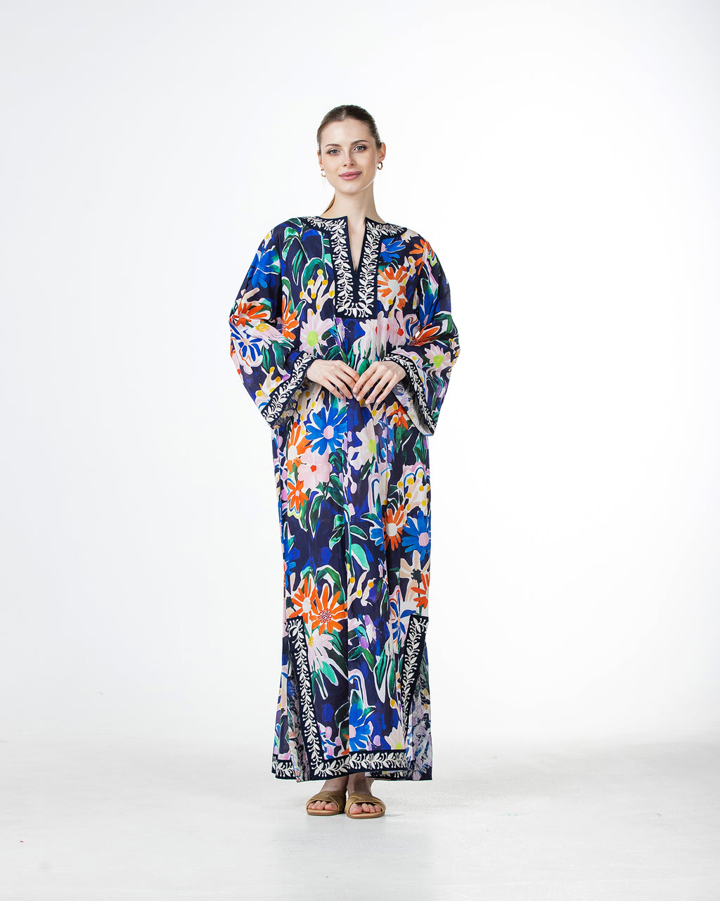  Marwa – Printed Cotton Embroidered Dress