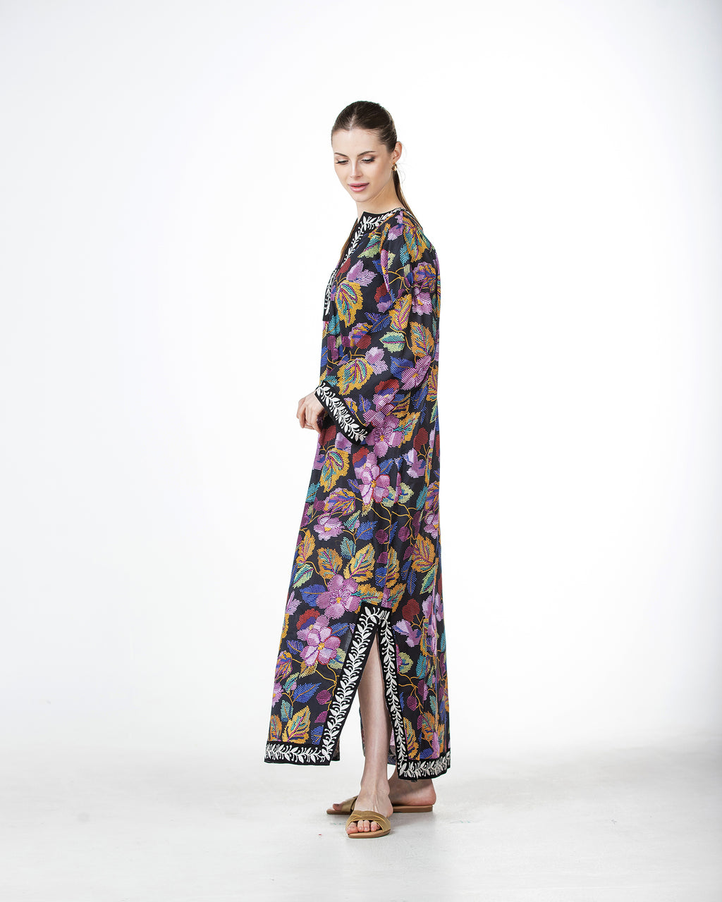  Marwa – Printed Cotton Embroidered Dress