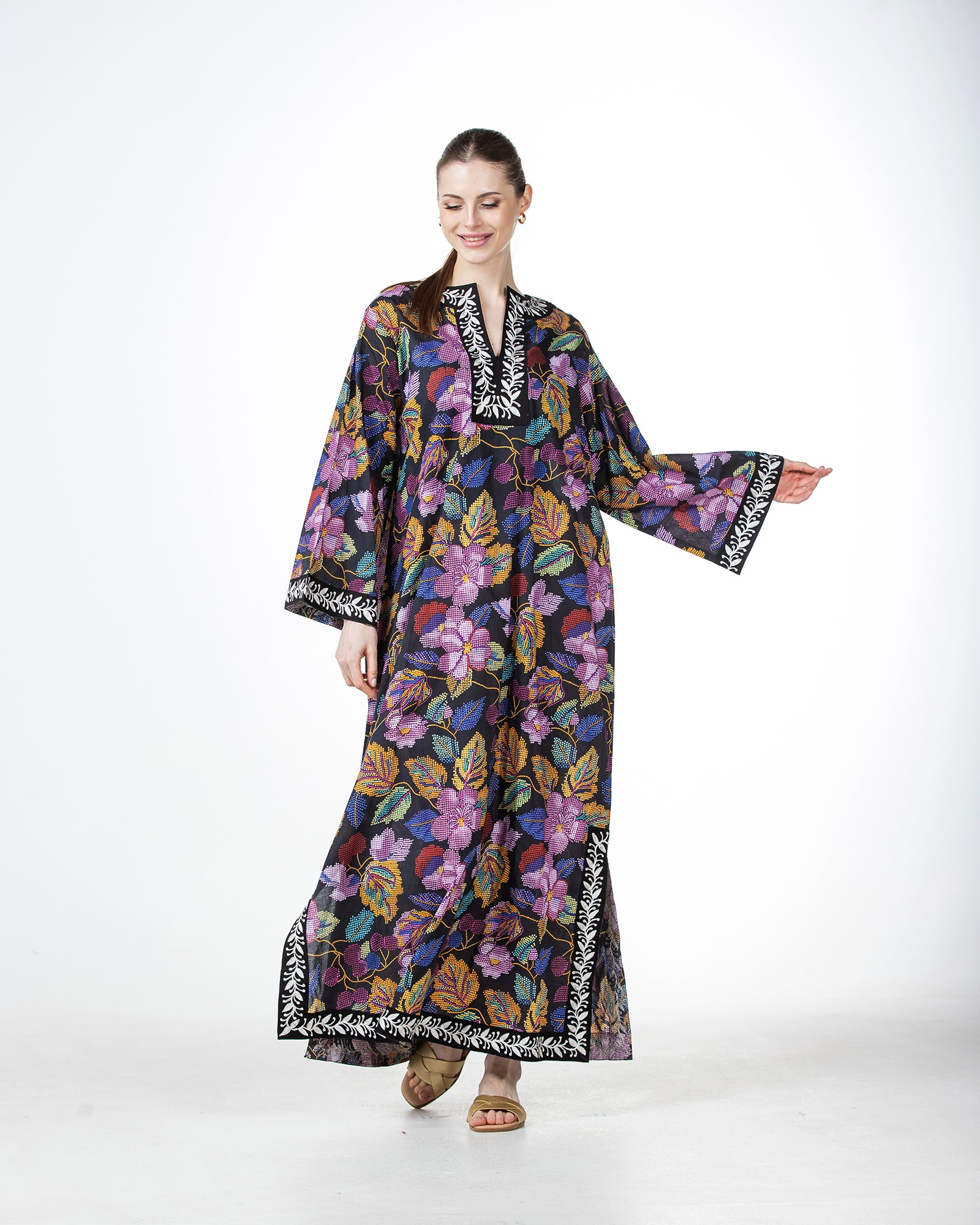  Marwa – Printed Cotton Embroidered Dress