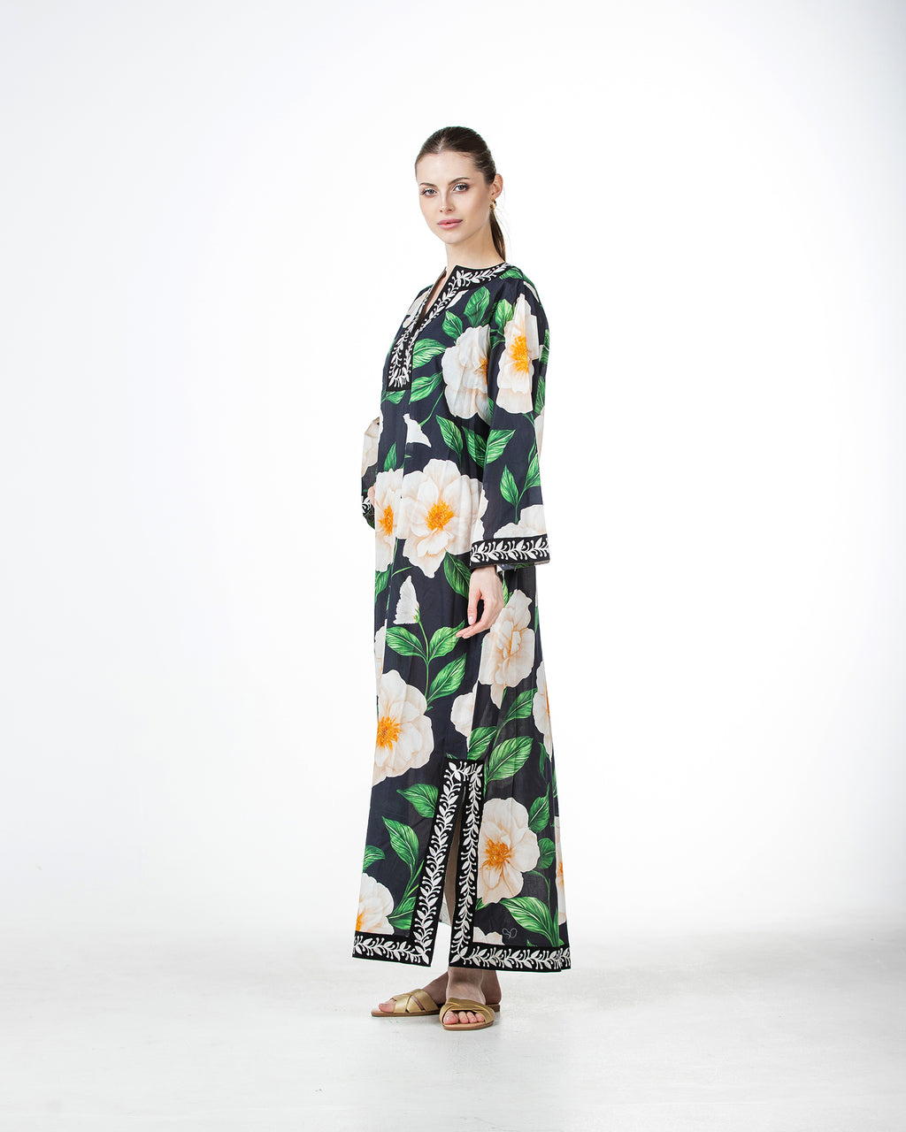  Marwa – Printed Cotton Embroidered Dress