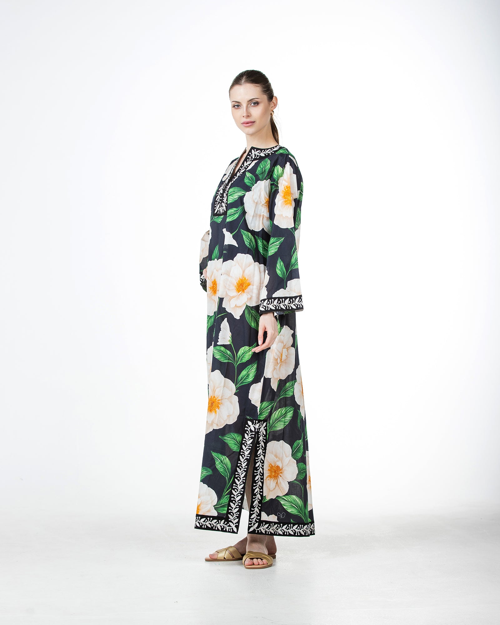  Marwa – Printed Cotton Embroidered Dress