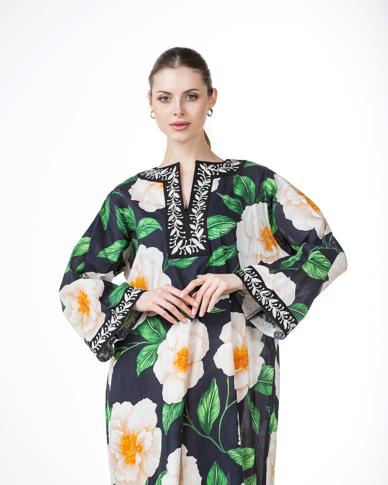  Marwa – Printed Cotton Embroidered Dress