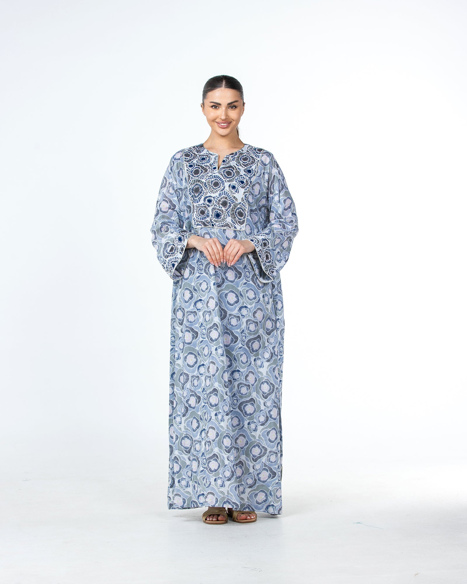 Mashail – Embroidered Cotton Mukhawar Dress