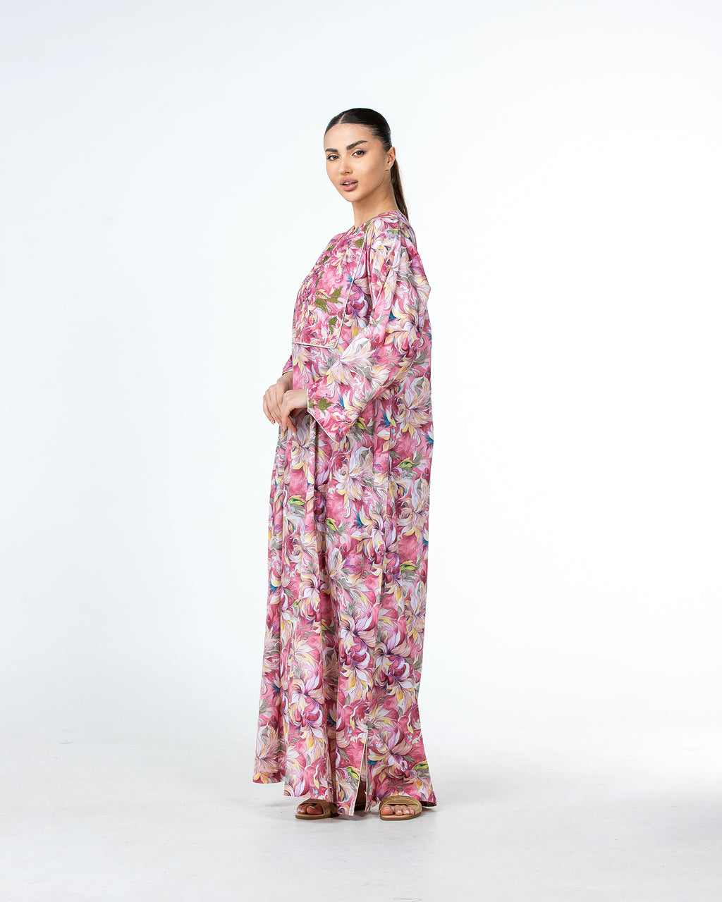 Mashail – Embroidered Cotton Mukhawar Dress