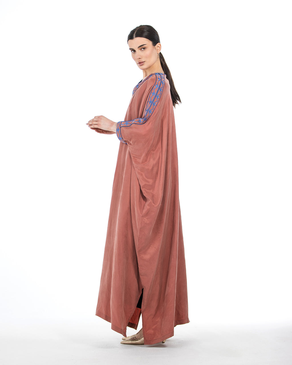Ola – Washed Silk Bisht Jalabiya
