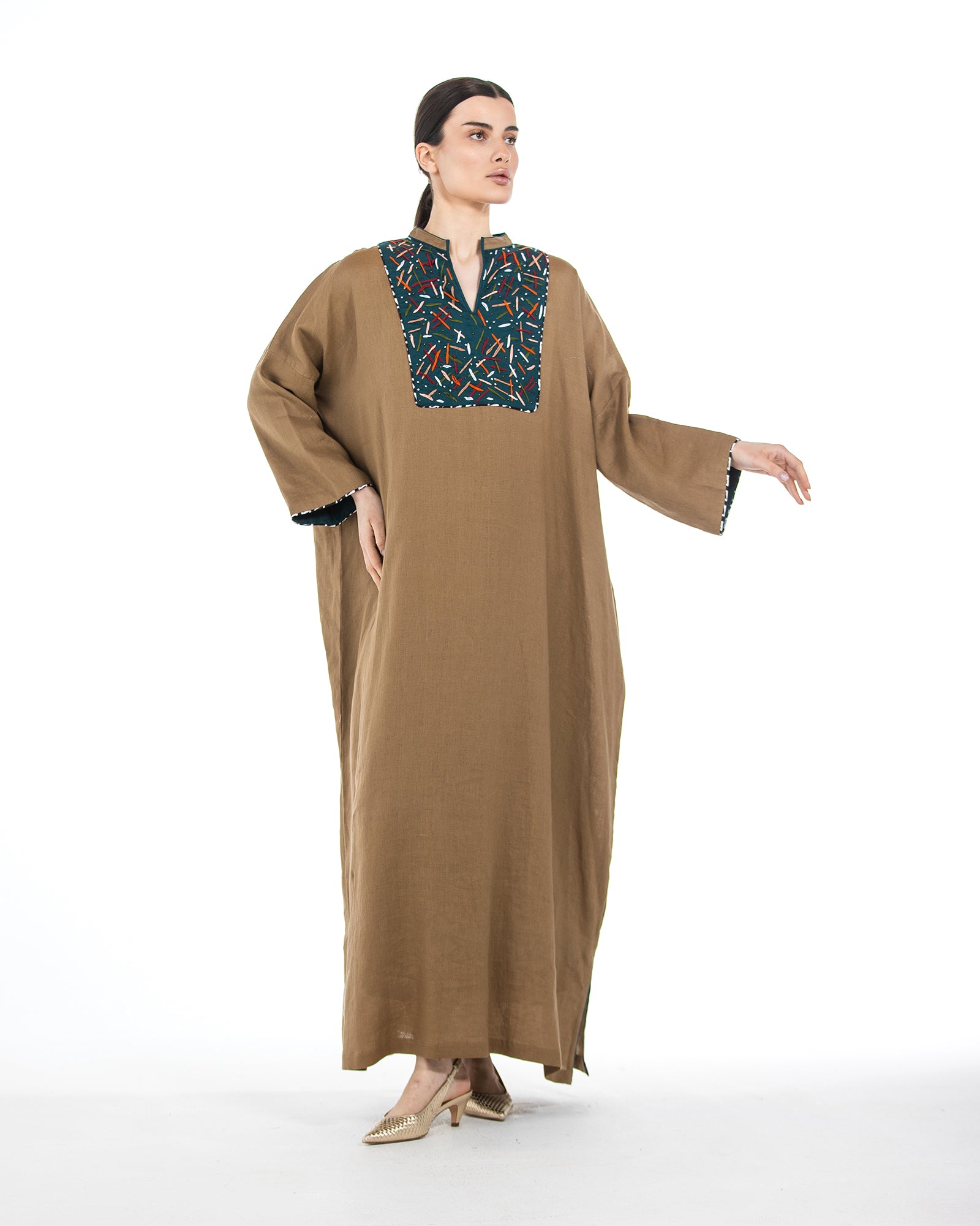 Layan – Embroidered Colorblock Linen Kaftan